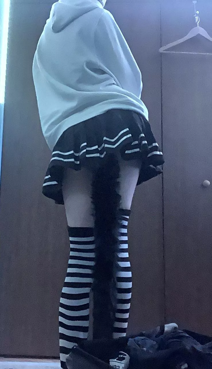 Aaaah~! Here! Old photo, first post on this new account, wondering if I should do more? :3 (Don’t worry~ my bum is covered in this photo -w- ) posted by MaxMatsumot0