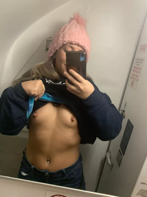 AAs on my AA flight ✈️ by Myrandaaa69