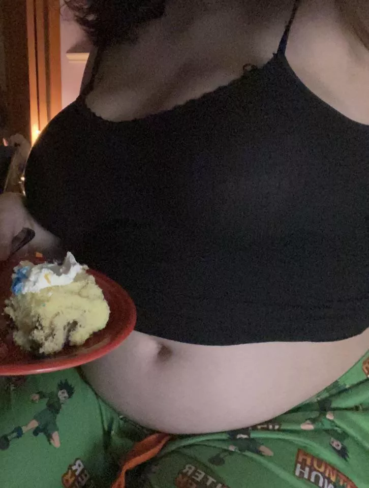 ab to devour this cake :3 posted by Ill_Appointment_5300