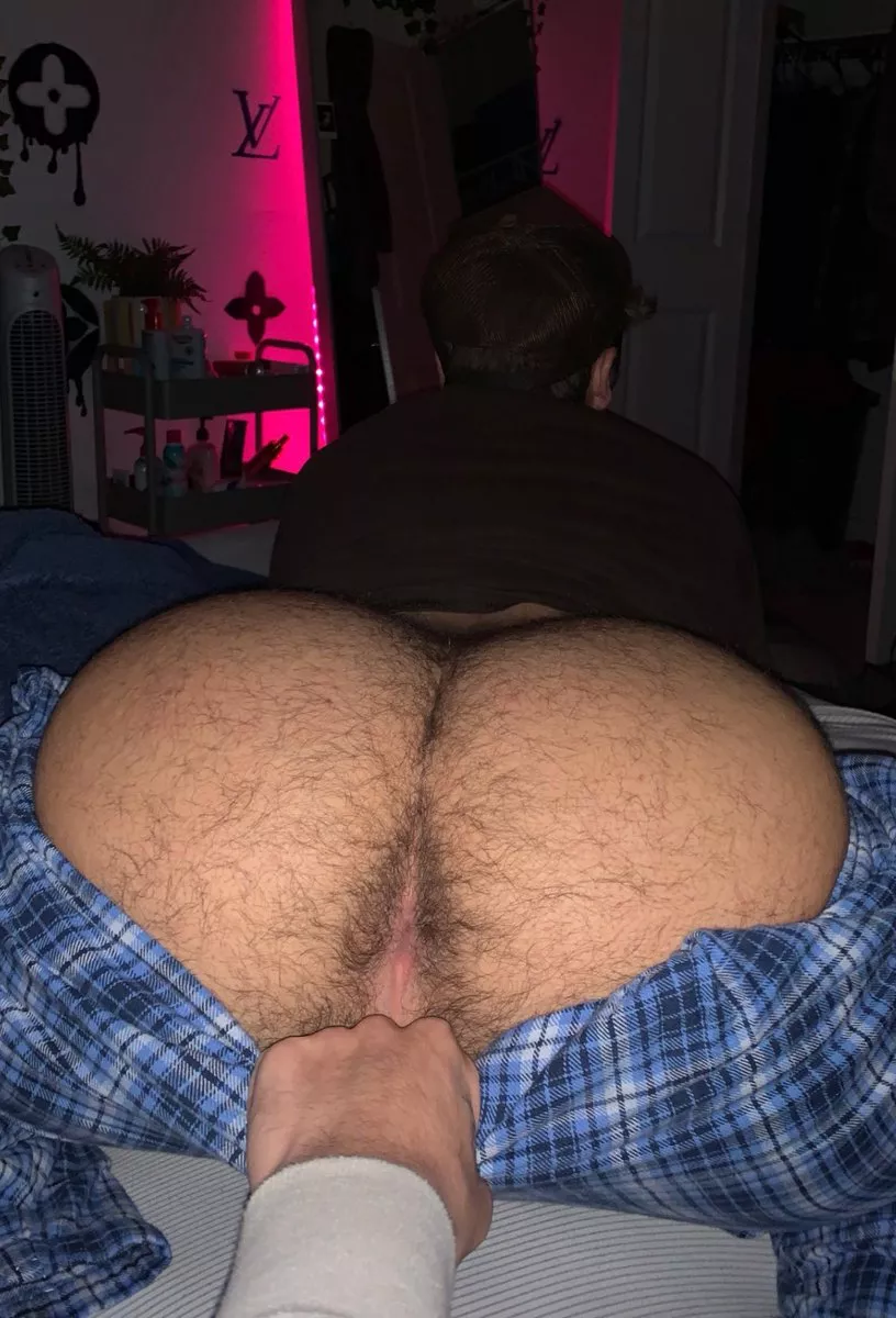 About to be eating good tonight😋 posted by FlimsyBat542