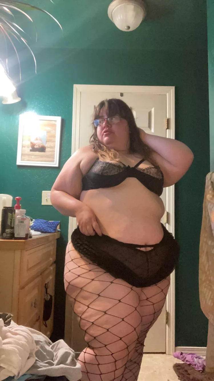 About to get my pipes cleaned posted by YourBBWQueen247