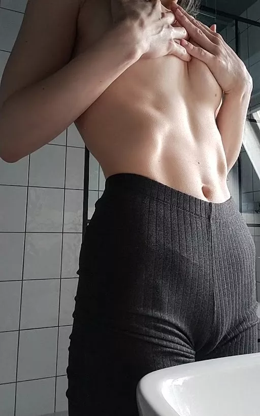 Abs are probably my favourite body part posted by simmibea
