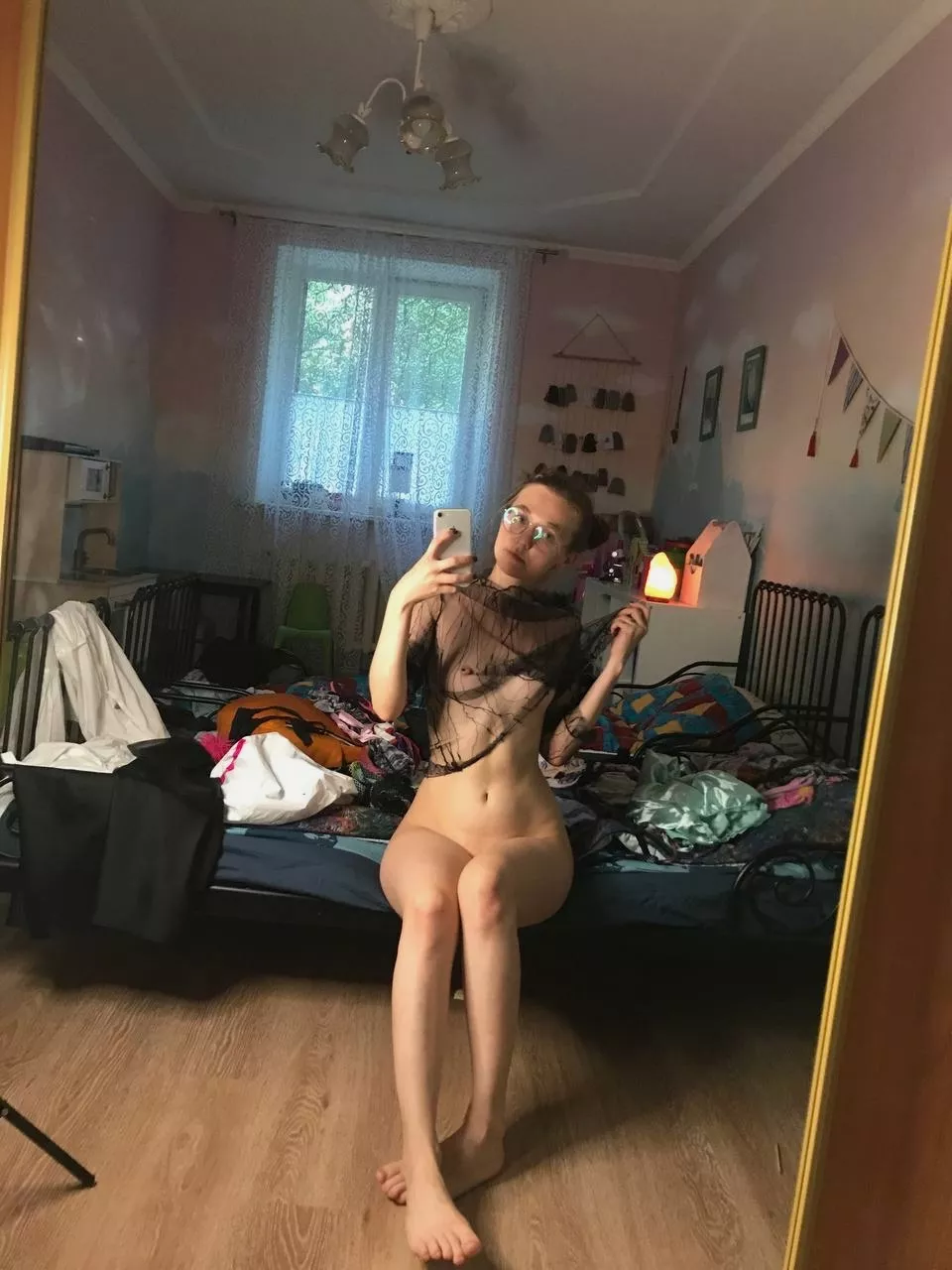 Accepting volunteers to fuck me posted by indelibleranger164