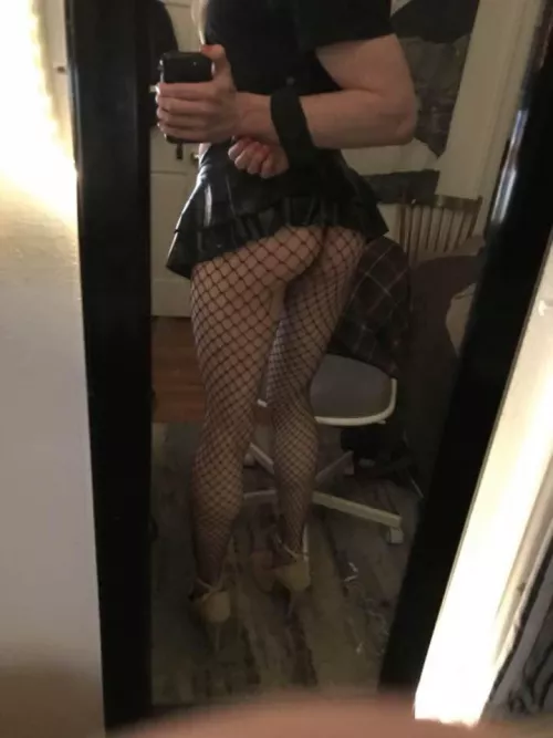 accidentally tied myself up again😅 by jessyskyy