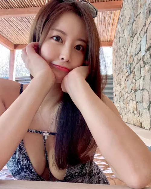 Acting cute by angizni