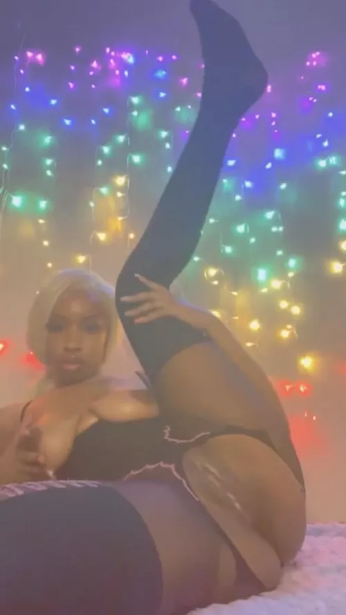 Add me on nsapchat @Keeymarie81 ofr more by parsnipsfrozen