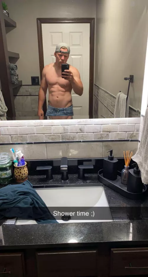 Add [m]e on snap bhyme8007 by bfire32