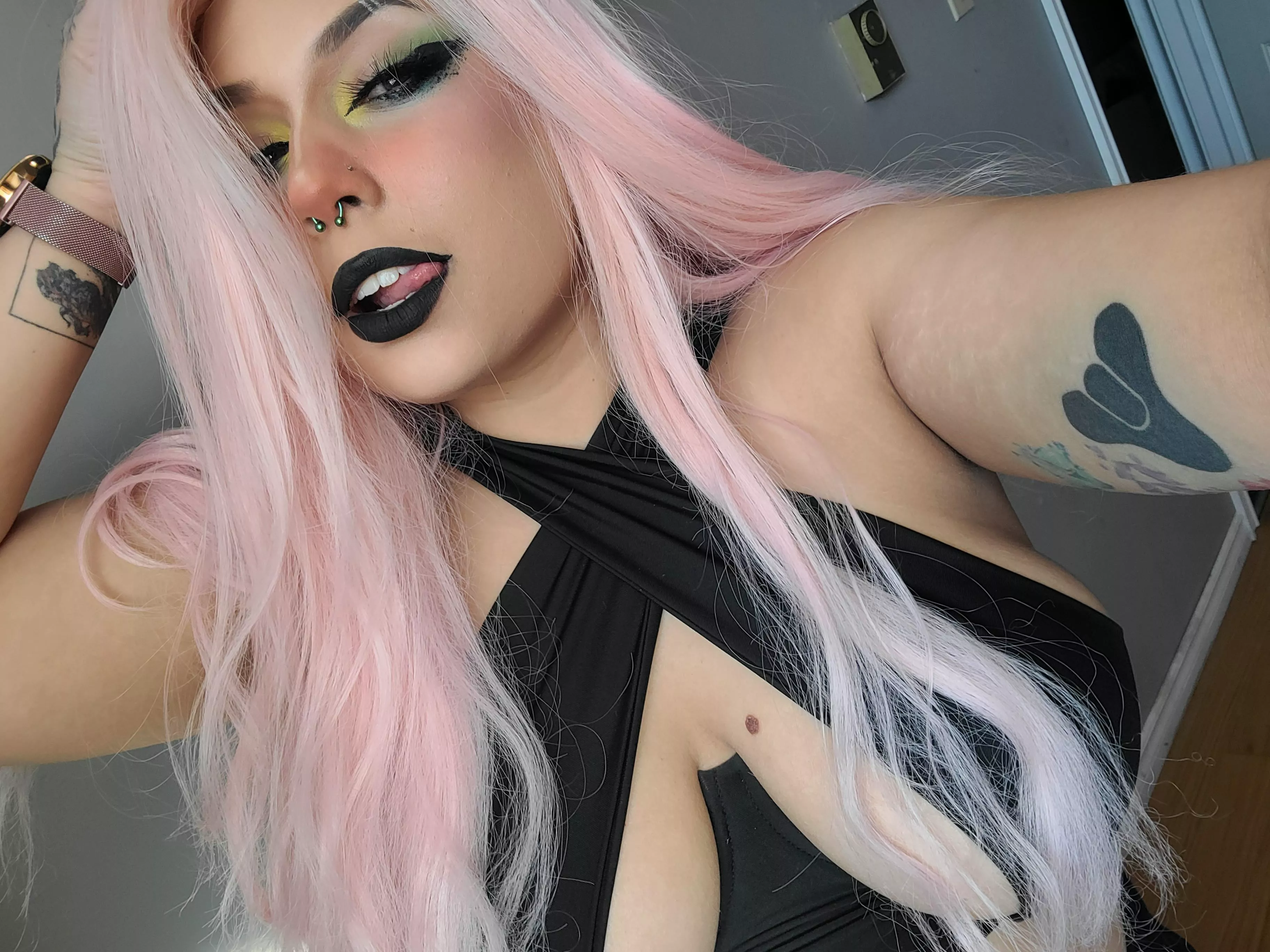 adding to the goth booba posted by Alarming-Win4645