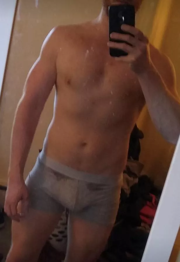 After a quick workout posted by hardlyred