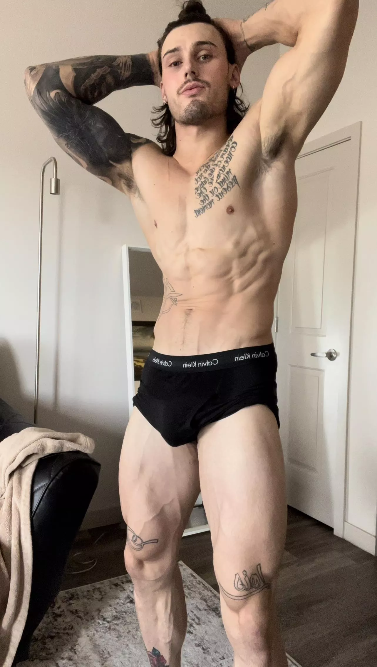 After workout posing 💪🏼 posted by liam_fitzgerald