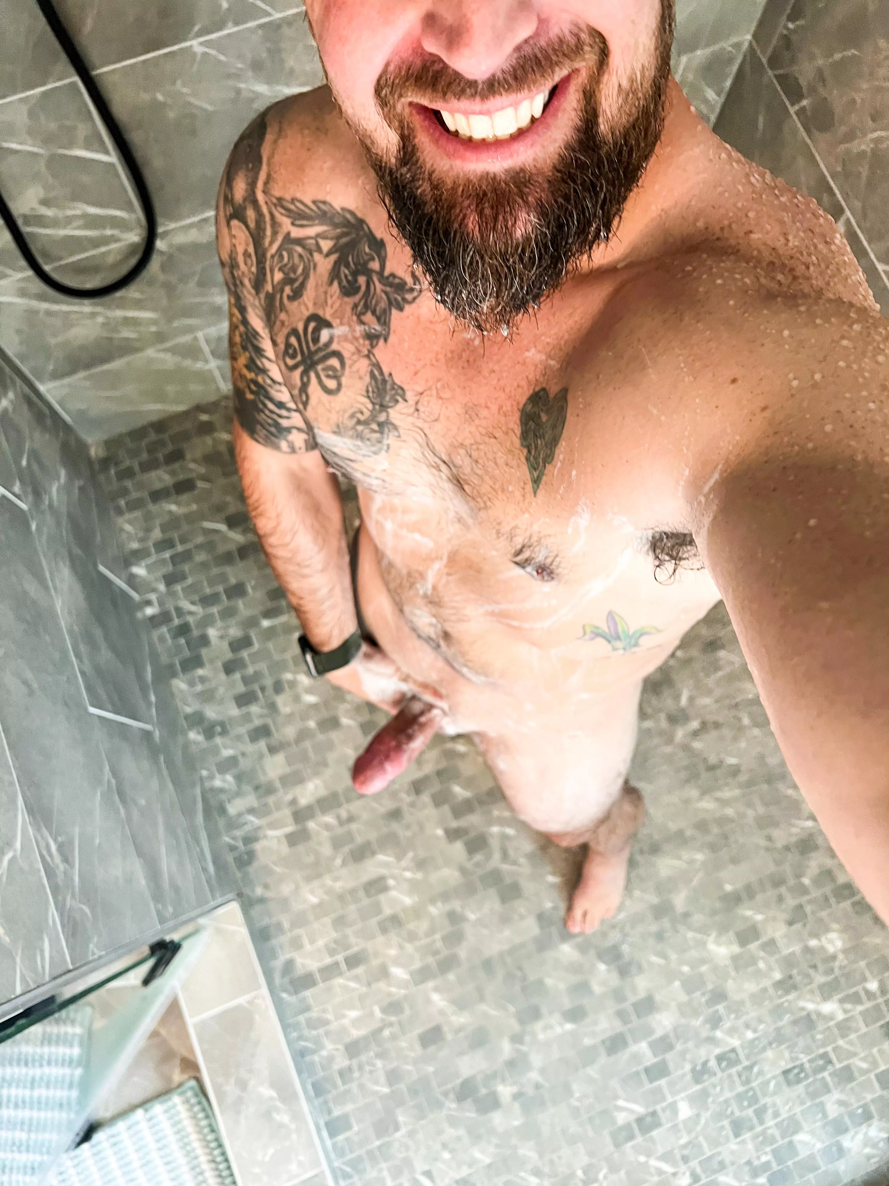 After workout shower… it’s freakin humid out there! posted by SoutheastEggplant
