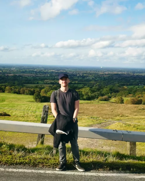 Afternoon. Currently in bed with a cold so here's an old pic! by liamleeloo