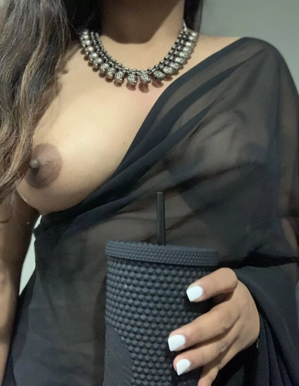 Ah sari for always being latte 🥂 posted by goldenmilk_