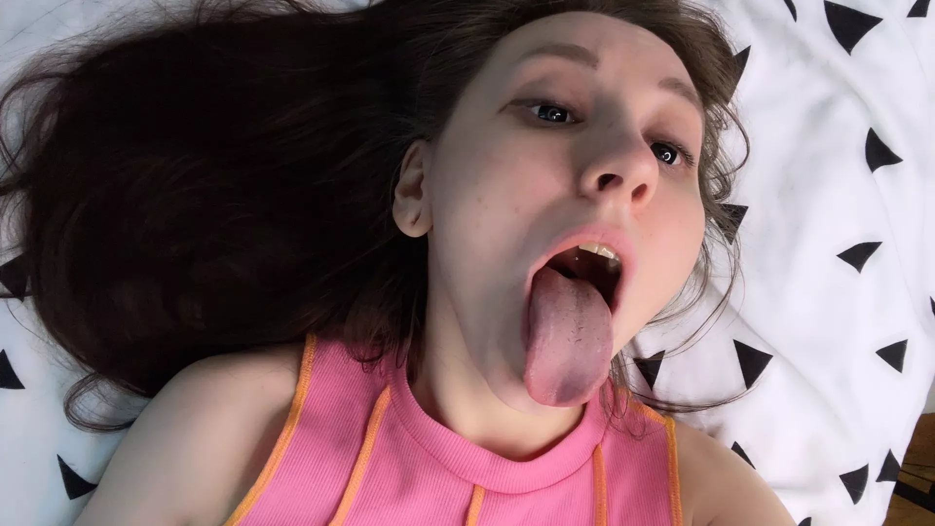 Aim right here 💦 posted by NicesessionHere