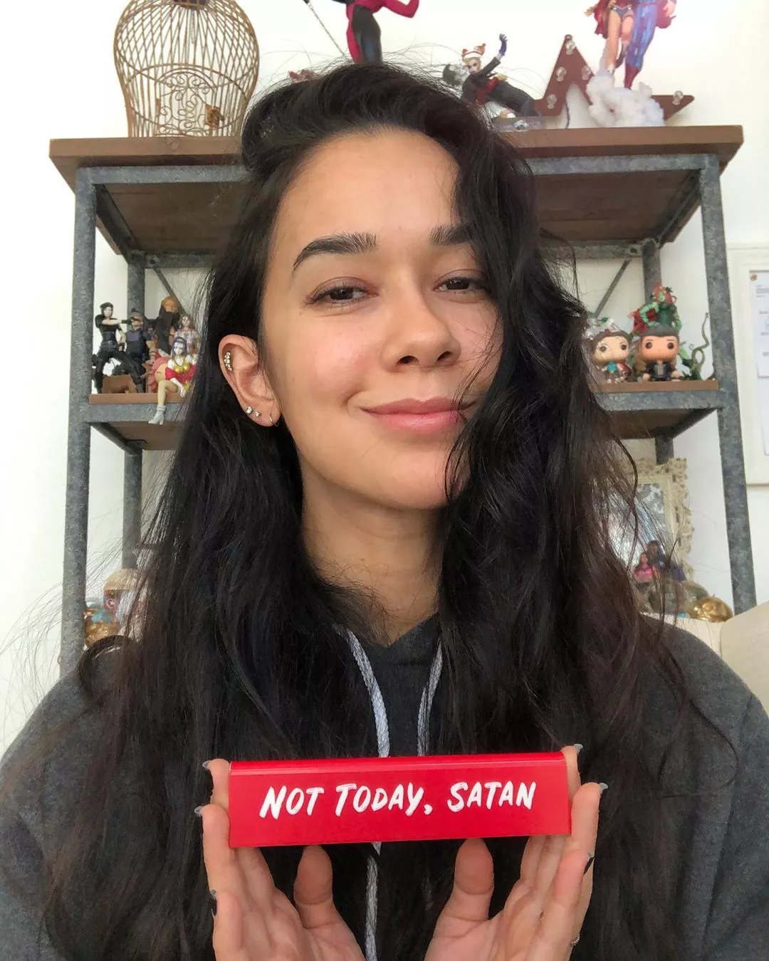 AJ Lee posted by Puzzleheaded-Let2007