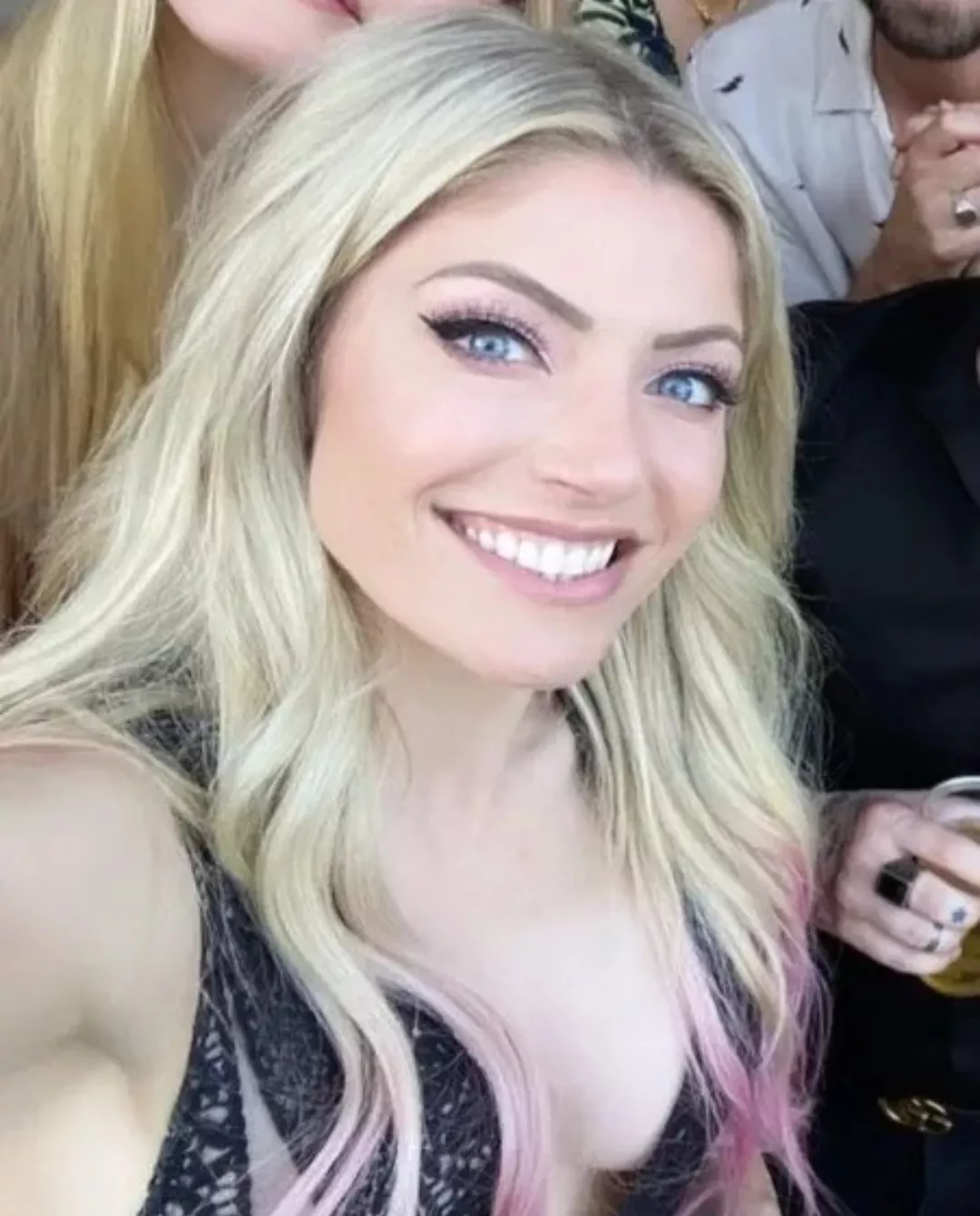 Alexa Bliss posted by rusnikk
