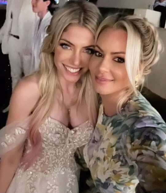 Alexa & Maryse posted by papapa79