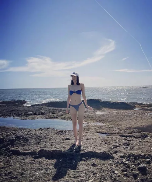 Alexandra Daddario by throwthewindaway333