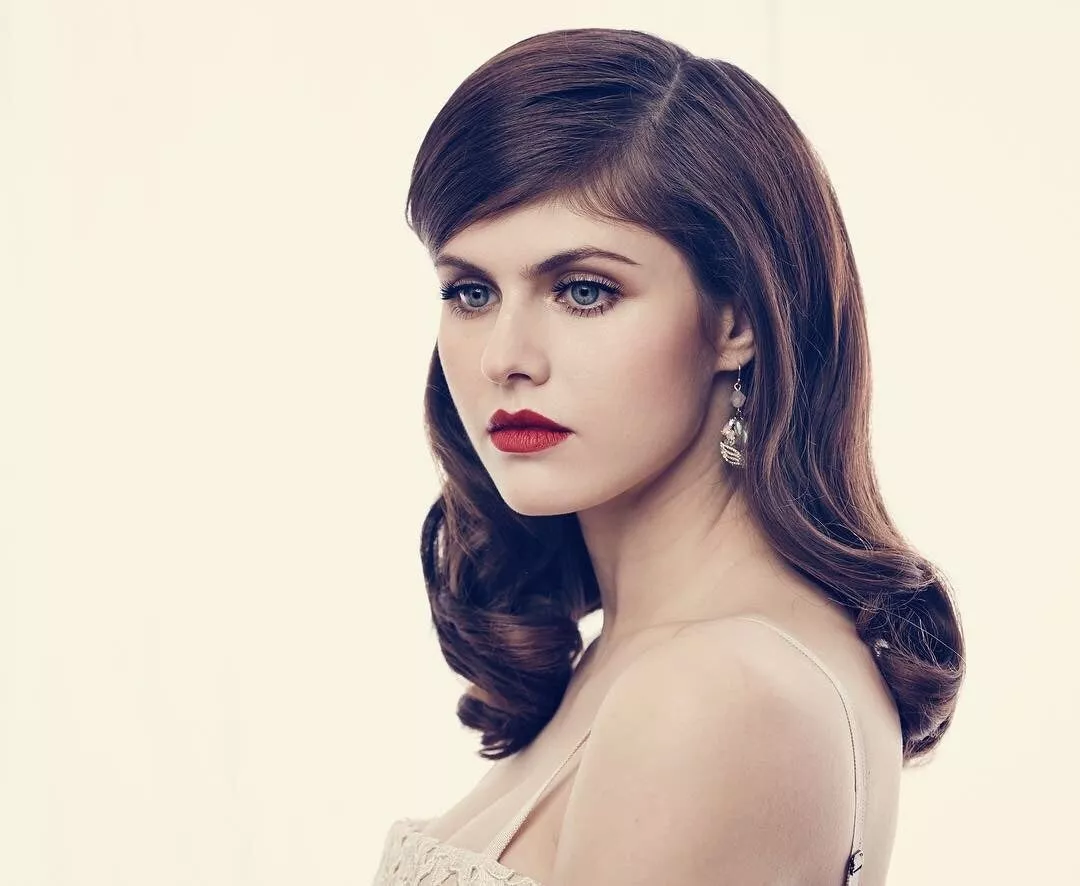 Alexandra Daddario posted by ononothimagen