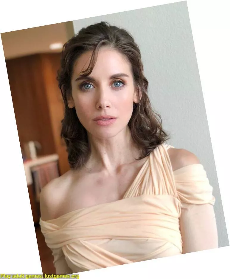 Alispn Brie posted by rkFBas6bk