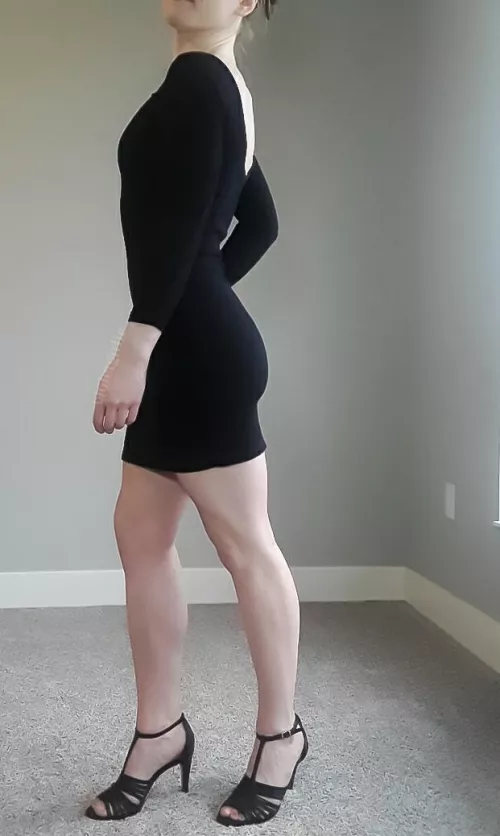 All dressed up and nowhere to go :( by Violetgirlie