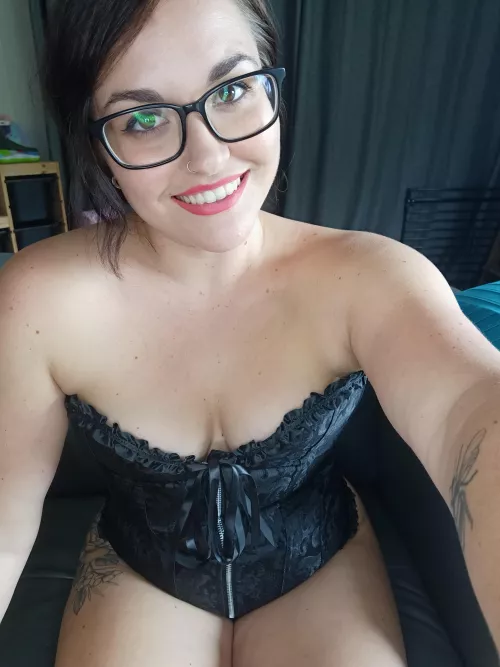 All dressed up for you to take it off 😏 [F28] by emmyr_osa