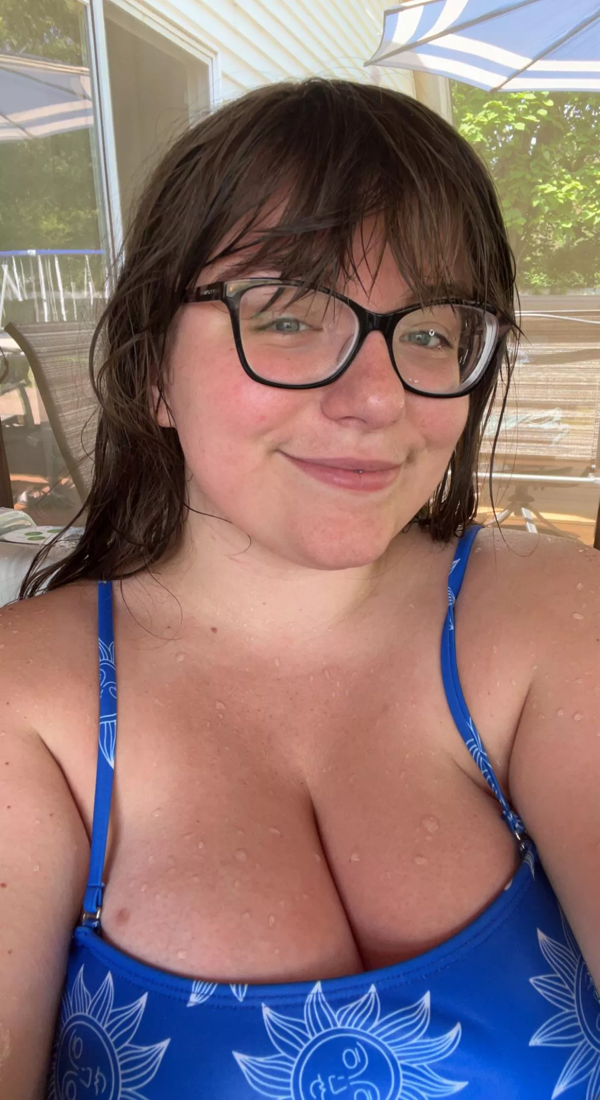 All natural w a tad bit of a sunburn!! posted by meganfayy