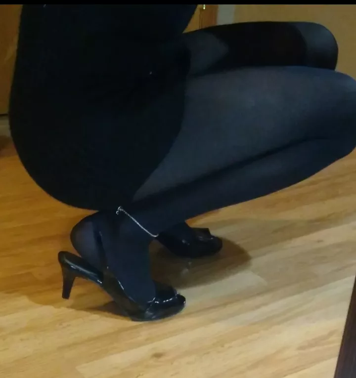 🖤 all the way (m) posted by nylonsfordays