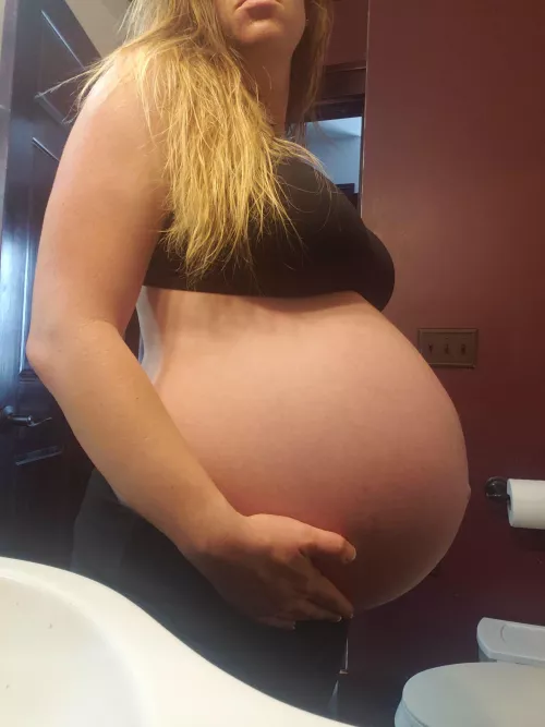 almost 39 weeks by brunette_mermaid93