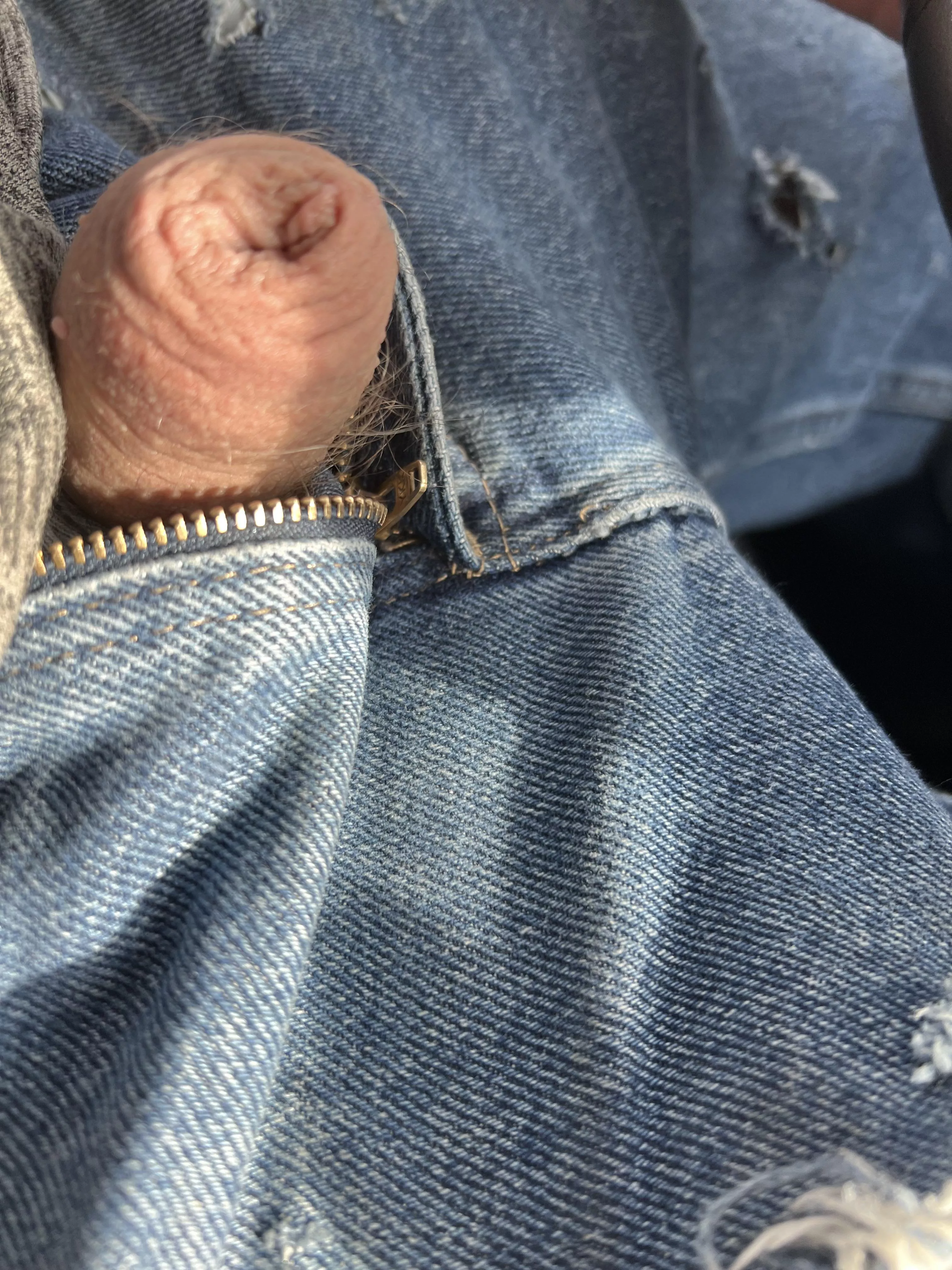 Almost home from work Dm me [30] posted by ask2seeit