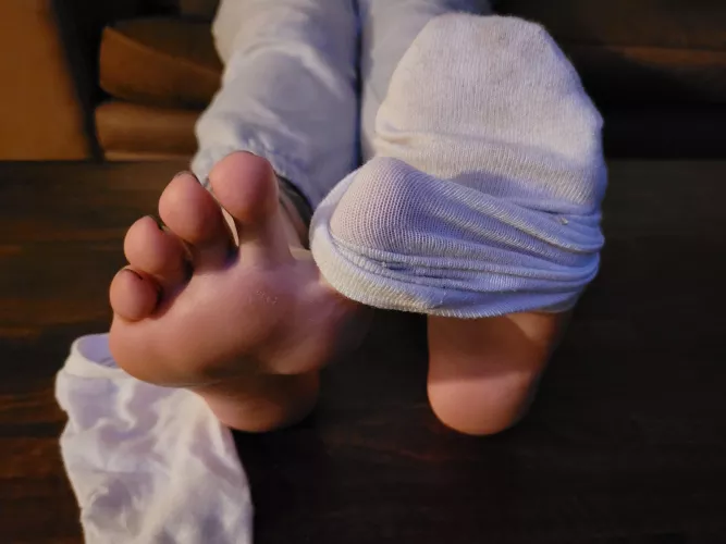 Almost there 😈 by LeonaRose_X