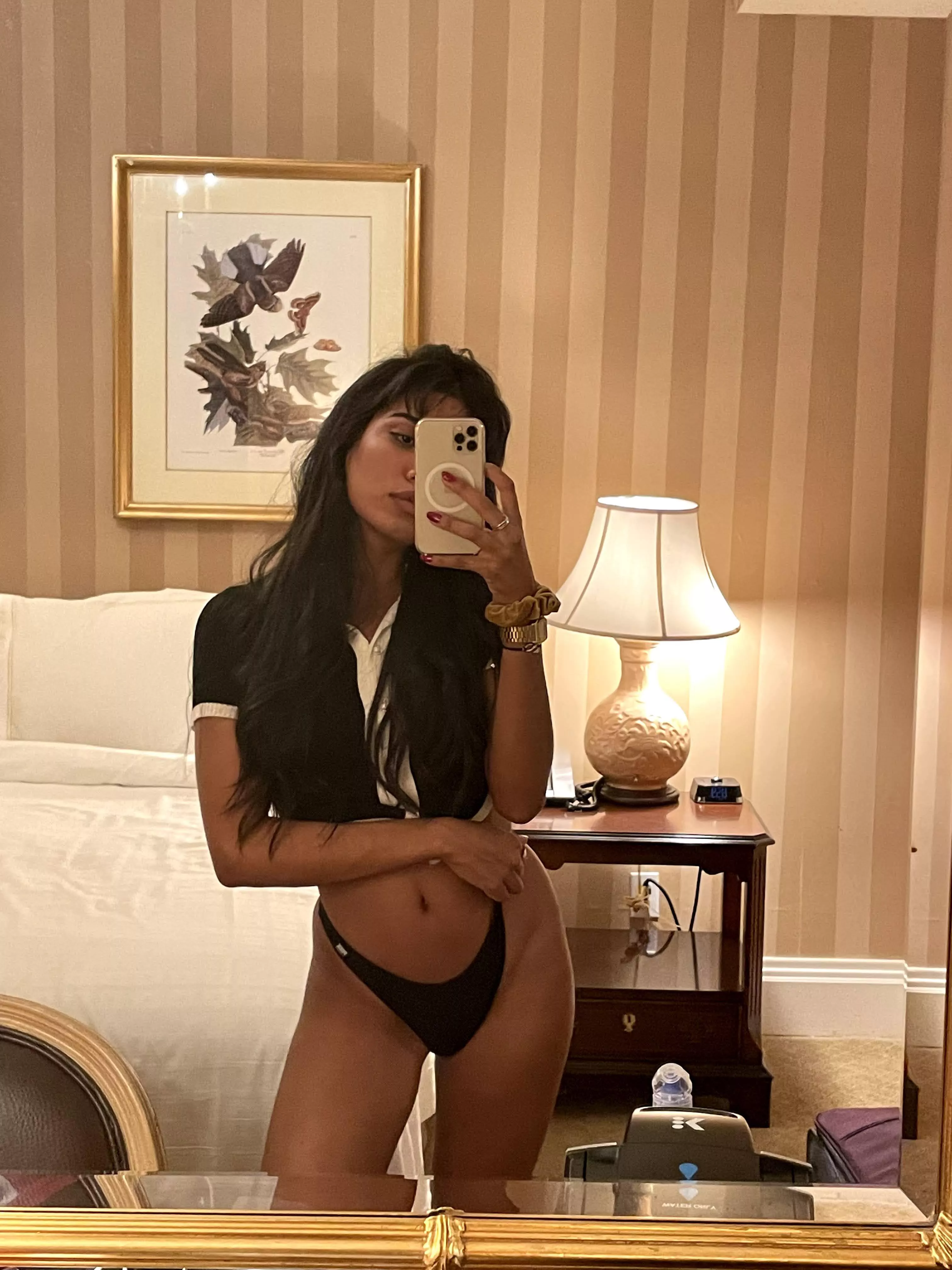 alone in the hotel room posted by art-buddy