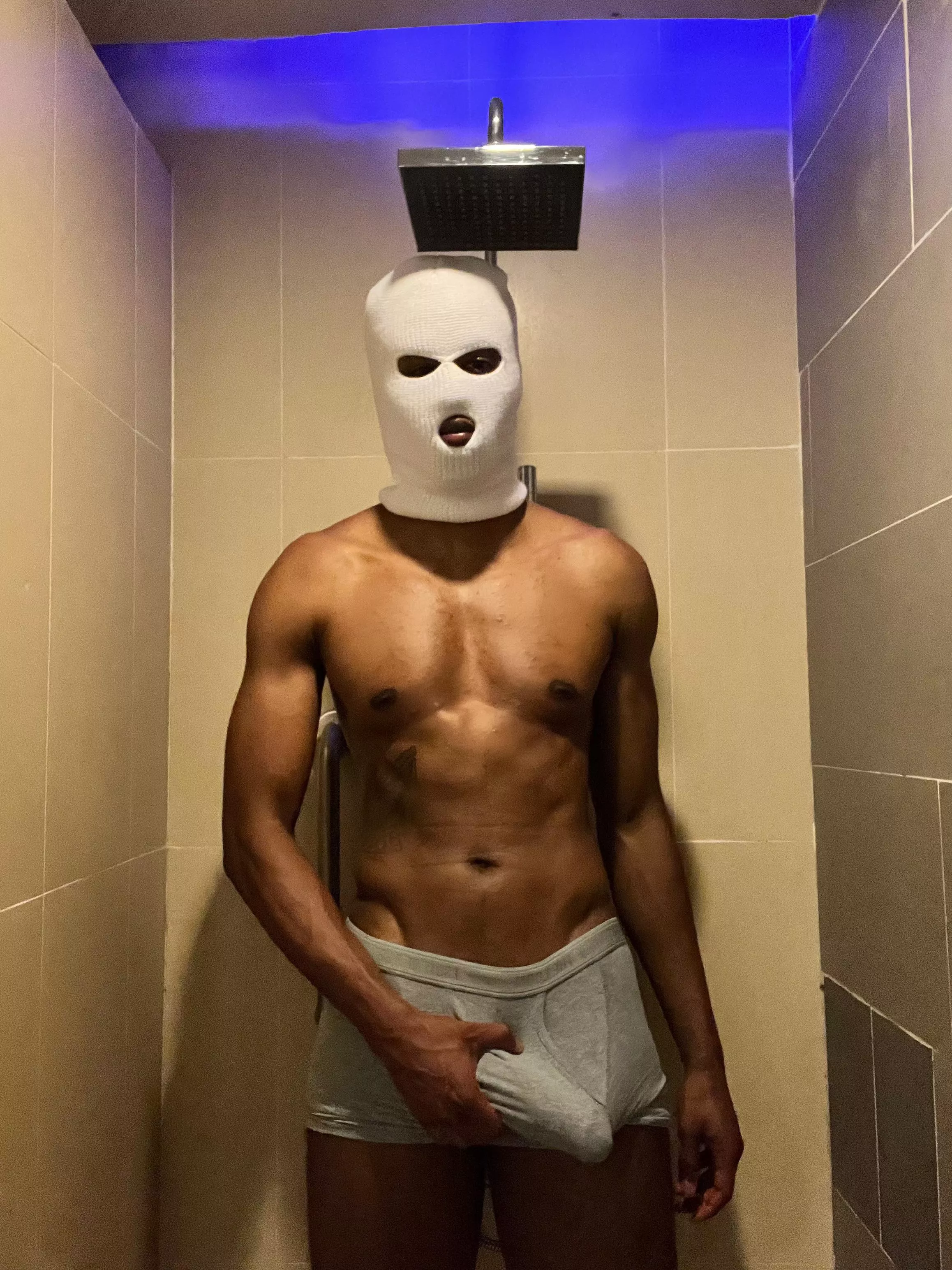 alpha posted by rayangel_