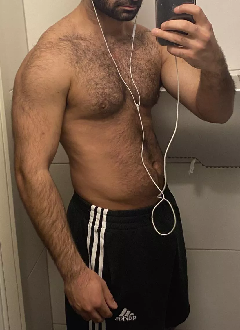 Alright posted by lekalek