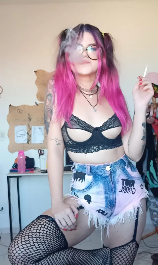 Alt cute girl posted by docellvira