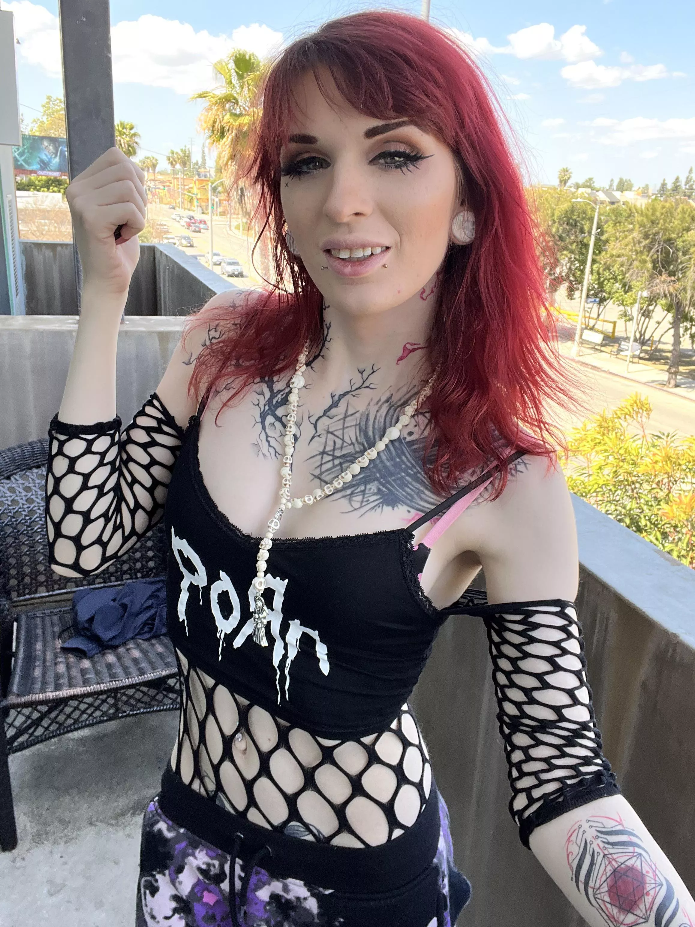 Alt girl style posted by TSAimeefawx-official