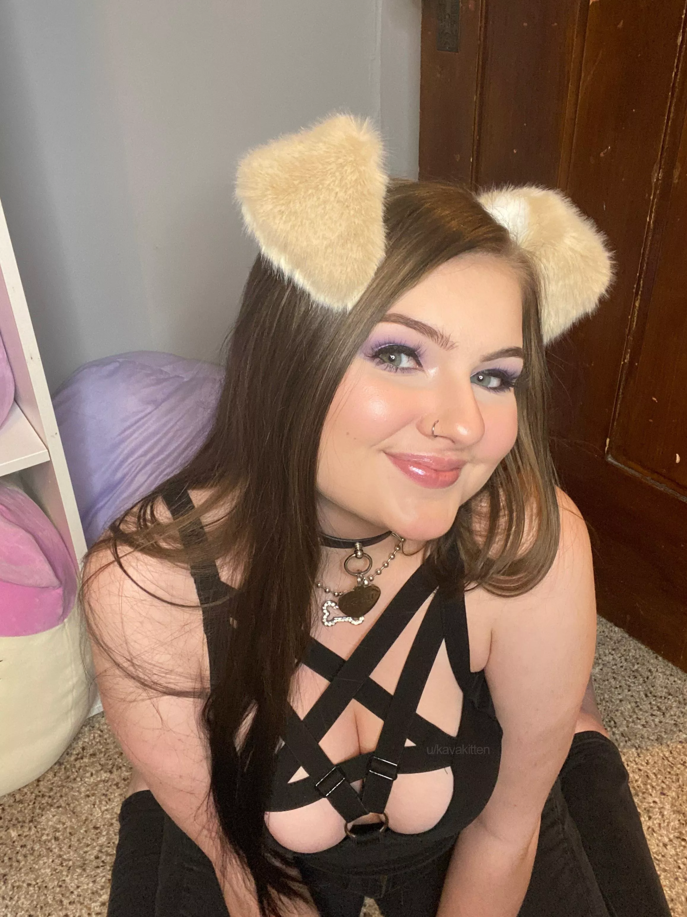 alt puppy girl posted by kavakitten