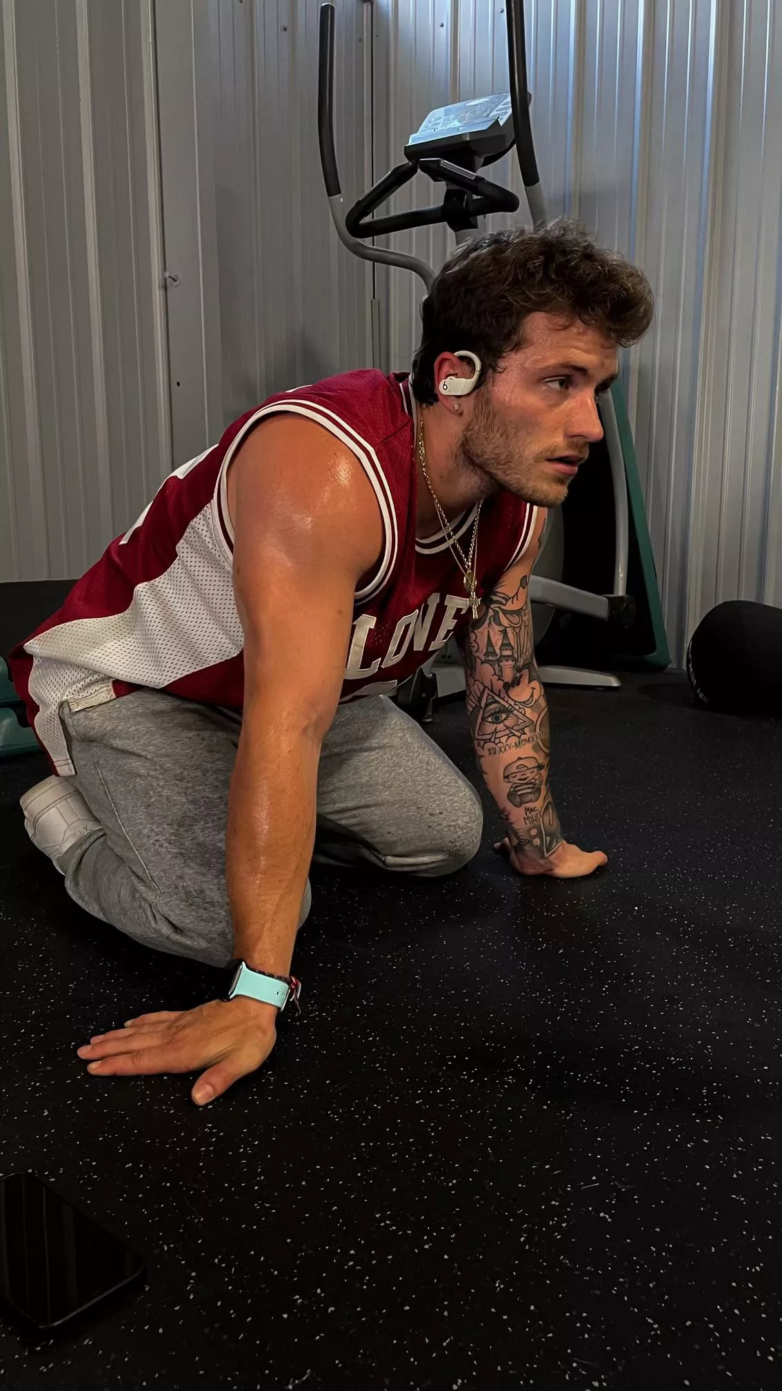 always a good time at the gym😜 posted by JackKegz