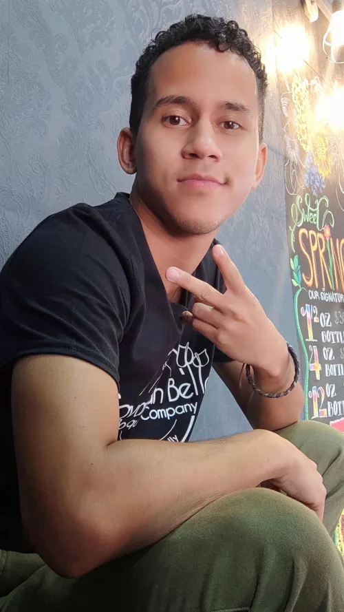 always be proud of who you are. happy Thursday bros 💖 by diegohexagram