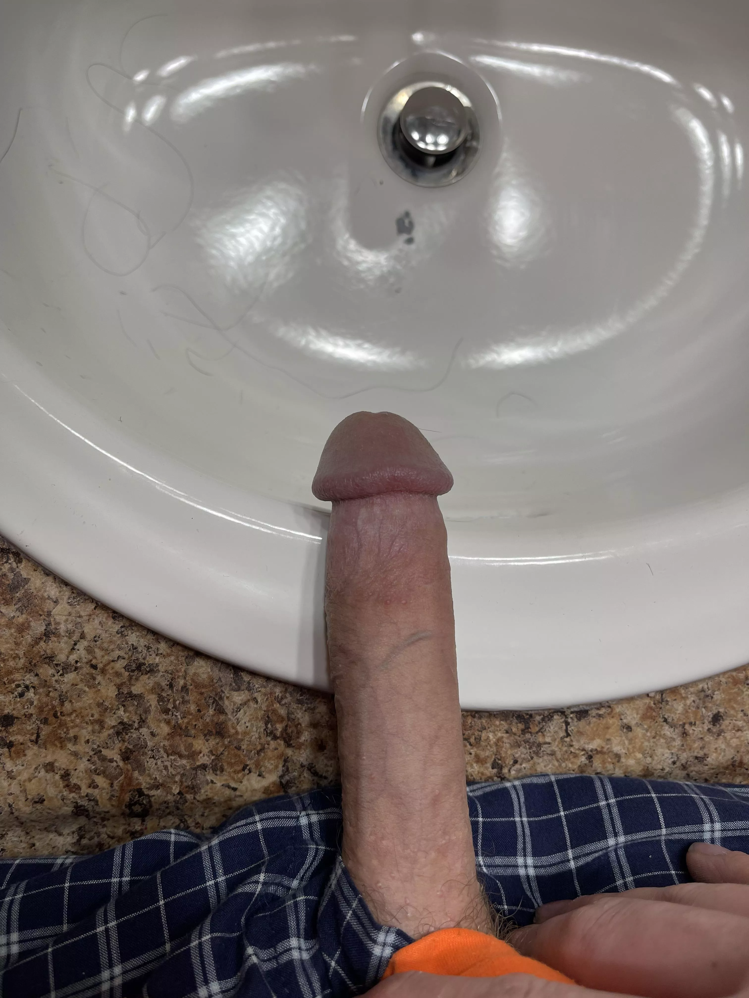 Always been insecure about my cock but here y’all go posted by Kingmiller615