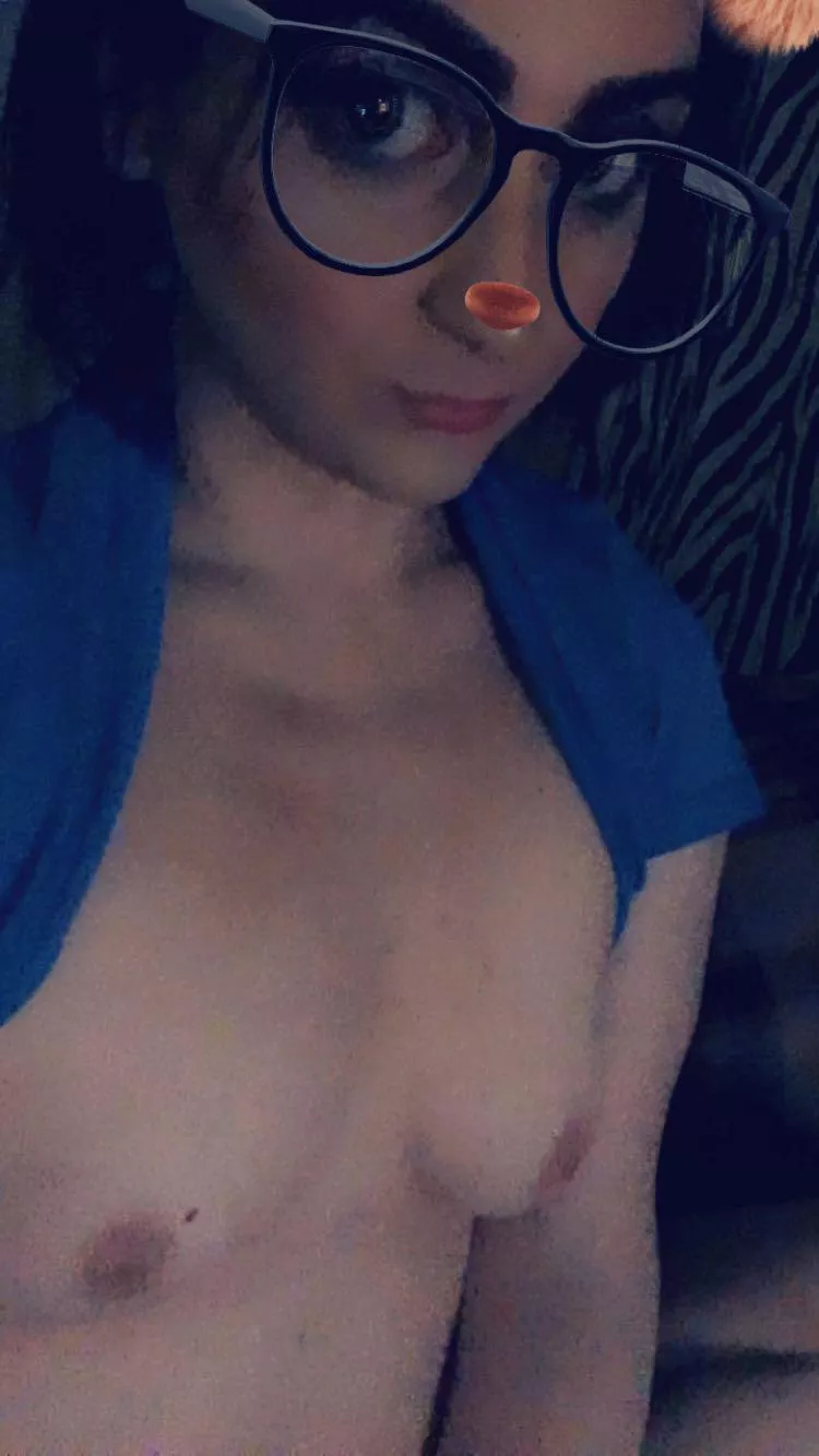 Always been insecure of my small boooobs 😭 posted by Jorddd69