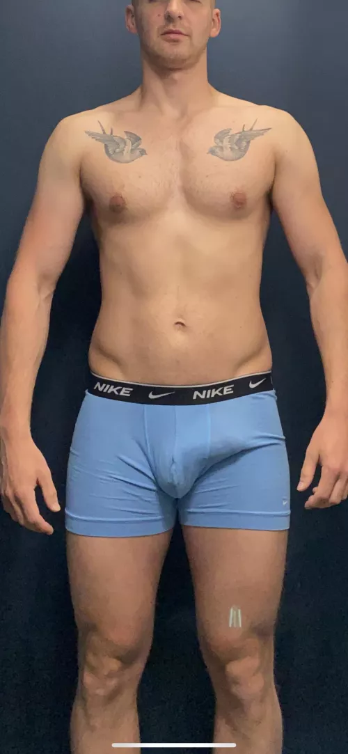 Always get a semi whilst taking my check in photos for my PT by matchboyyfan