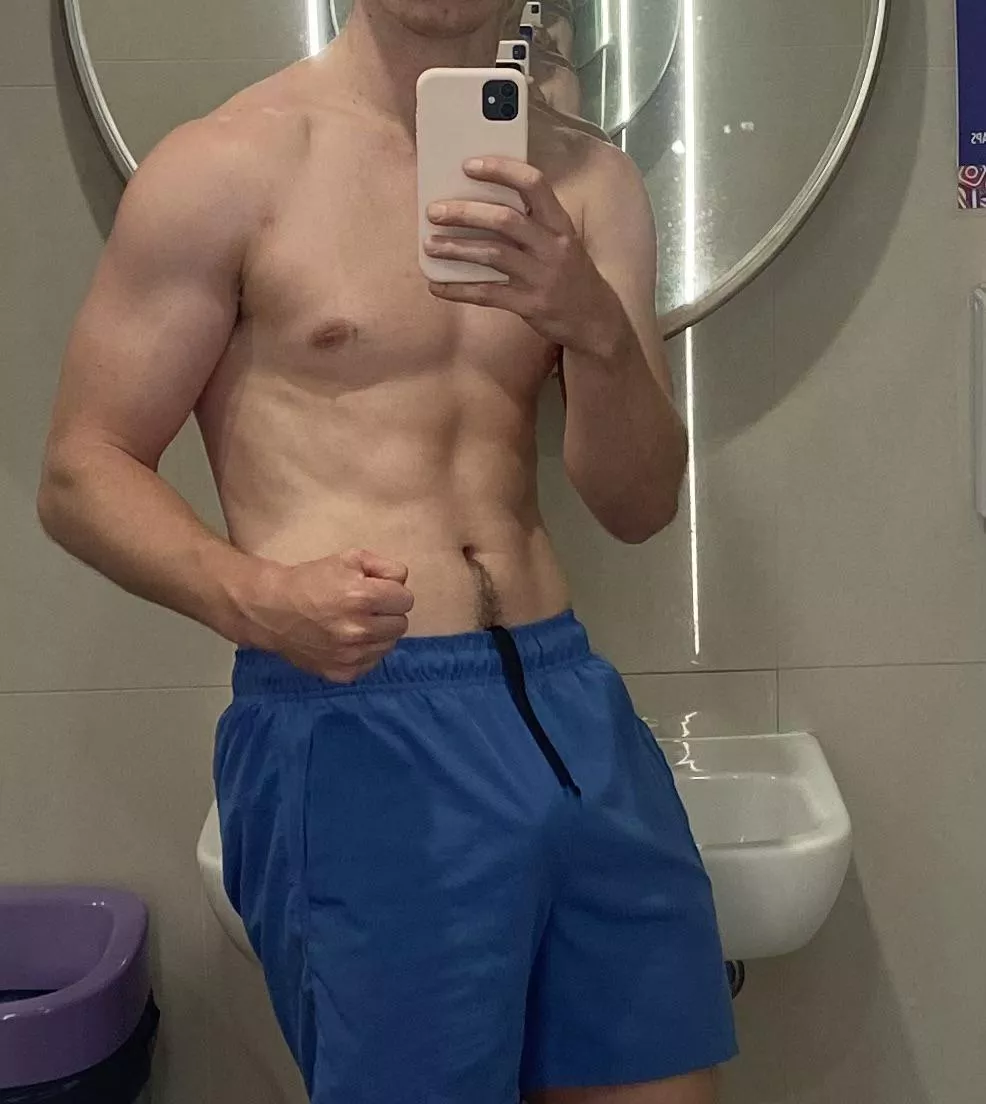 Always horny after the gym [m] posted by Open_Szn