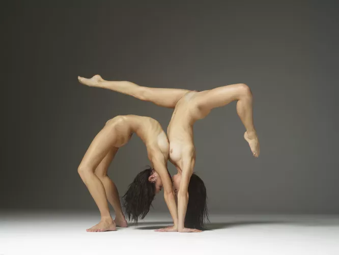 Always stretch with your partner by Kyarita69