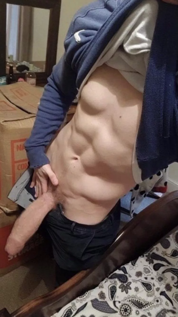 Always time for a cock pic, even when moving house! Wanna help me unload? 📦 posted by Virtual_Jellyfish_24