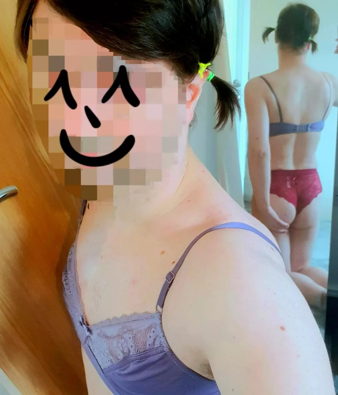 Always wanted long hair and a cute ponytail but my hair isnt long enough yet... wondering if maybe in the meantime you might enjoy pulling my tiny pigtails instead 😈 posted by StuckInALoopp