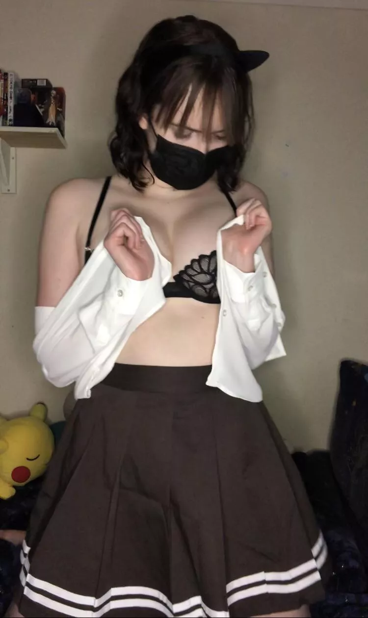 always wondered how many freckles I have 🤔 we could do a strip search 😉 posted by KawaiiKat609