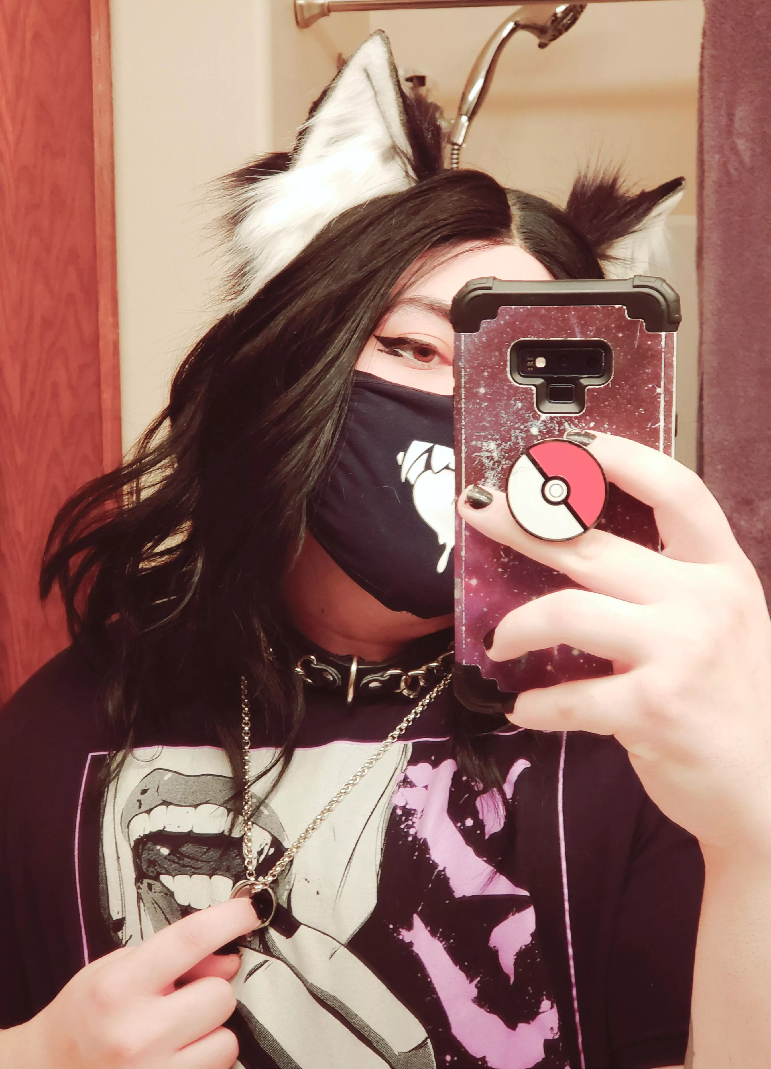 Am I a cute puppy? Bit of a warning though I do bite ;3 posted by cheekedupelf