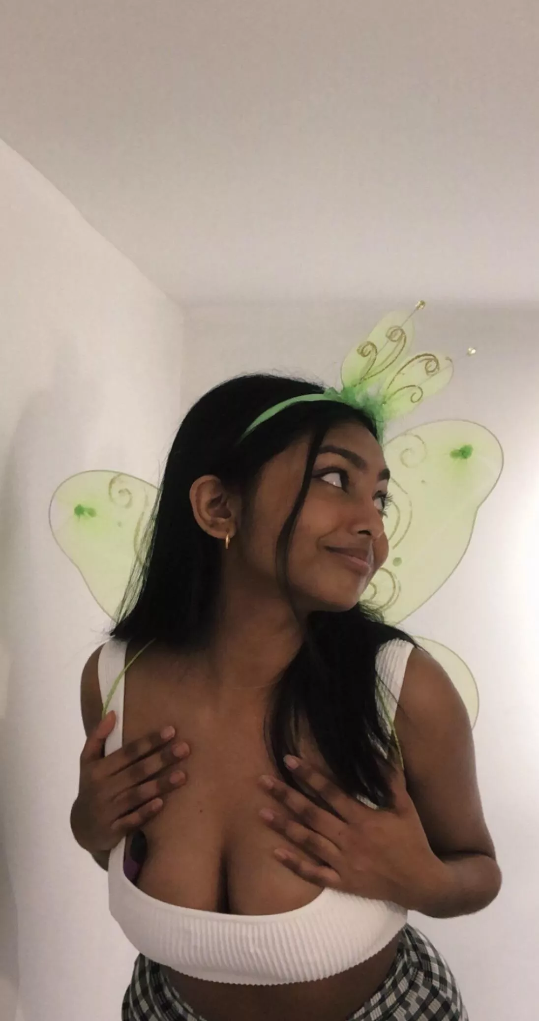 Am I cute ? 18 (f) posted by princessj0000