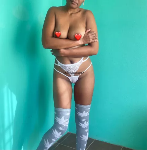 Am I cute? by Rihannaxoxo